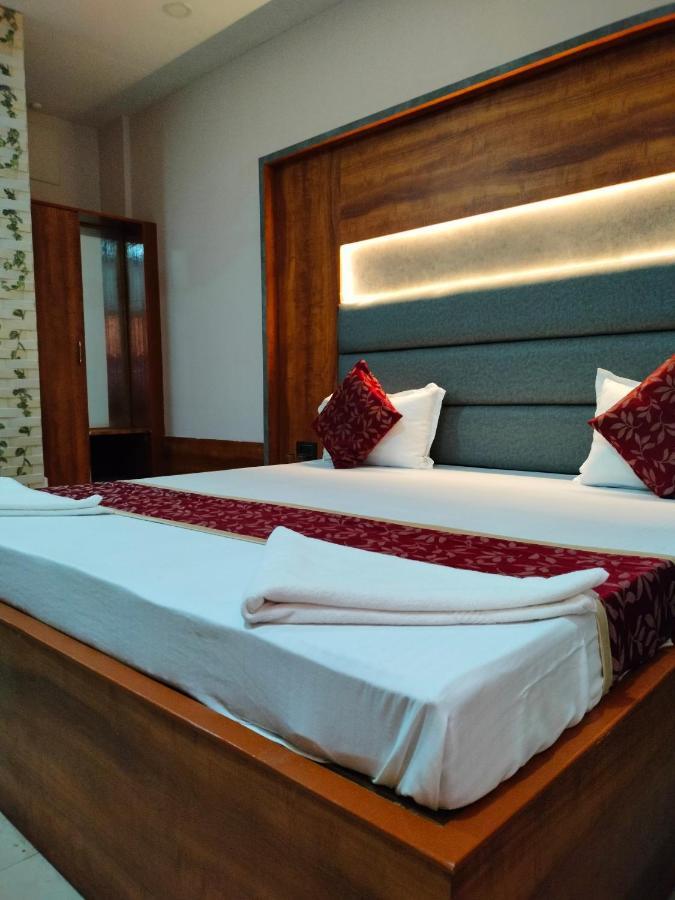 Hotel City Park Ґувахаті Екстер'єр фото